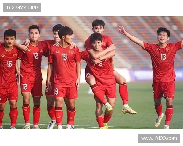 卡塔尔国奥与越南国奥激战正酣谁能在友谊赛中笑到最后